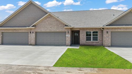 1164 Waterloo St, Troy, OH, 45373-7903 | Card Image