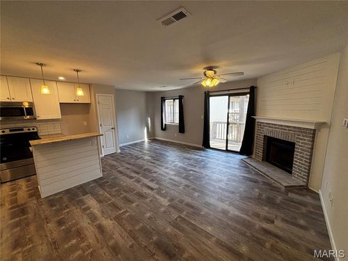 305-1606 Willow Wren Ct, Florissant, MO, 63033-6477 | Card Image