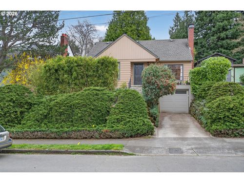 222 Se 62nd Ave, Portland, OR, 97215-1306 | Card Image