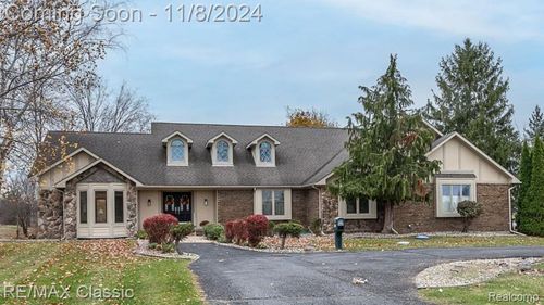 9415 N Territorial Road, Salem Twp, MI, 48170 | Card Image