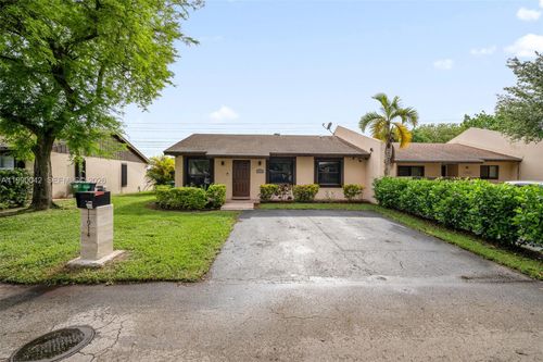 11914 Sw 125th Pl, Miami, FL, 33186-4934 | Card Image