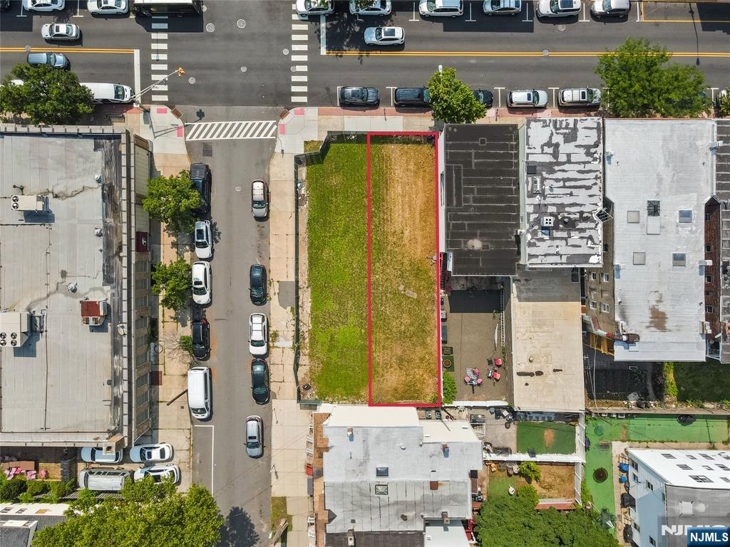 Land in Bayonne 3