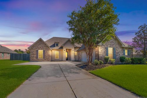 13837 Cobblestone Dr, Denham Springs, LA, 70726-7678 | Card Image