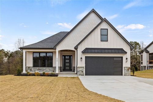 520 Rosedale Way, Seneca, SC, 29672-0692 | Card Image