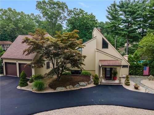 1 Tall Pines Drive, Barrington, RI, 02806 | Card Image