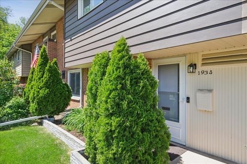 1934 Lake Ave, Wilmette, IL, 60091-1465 | Card Image