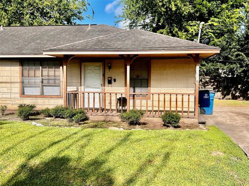b-115 Avenue E, South Houston, TX, 77587-4152 | Card Image