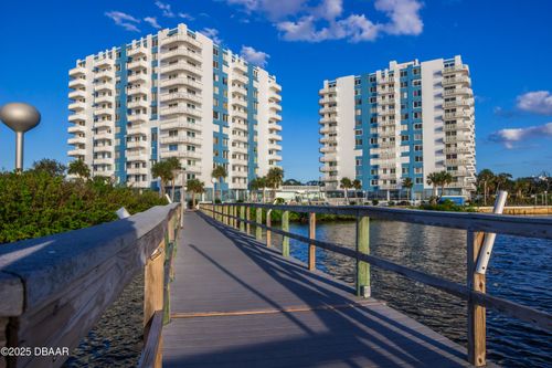 102-925 N Halifax Ave, DAYTONA BEACH, FL, 32118-6618 | Card Image