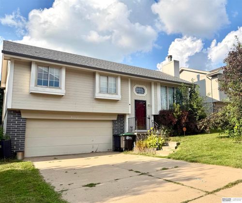 8022 Bauman Avenue, Omaha, NE, 68122 | Card Image