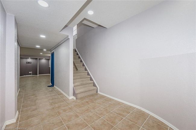 830 Brandenburg Blvd, House other with 4 bedrooms, 4 bathrooms and 4 parking in Waterloo ON | Image 43