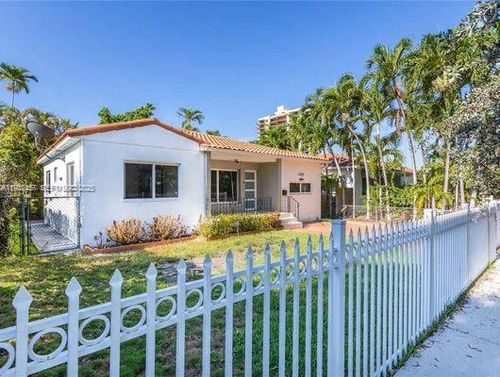 na-2520 Sw 22nd Ter, Miami, FL, 33145-3420 | Card Image