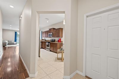 9425 Trumpet Vine Loop, Townhouse with 3 bedrooms, 2 bathrooms and null parking in Trinity FL | Image 2