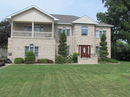 3101 Central Rd, Glenview, IL, 60025-4070 | Card Image