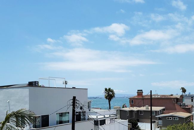 View toward Long Beach Docks and San Pedro | Image 47
