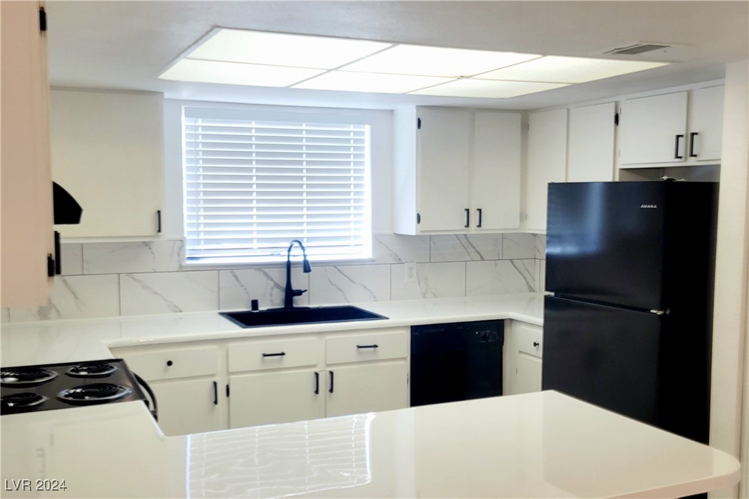 Scimitar Dr, Henderson, NV 89014