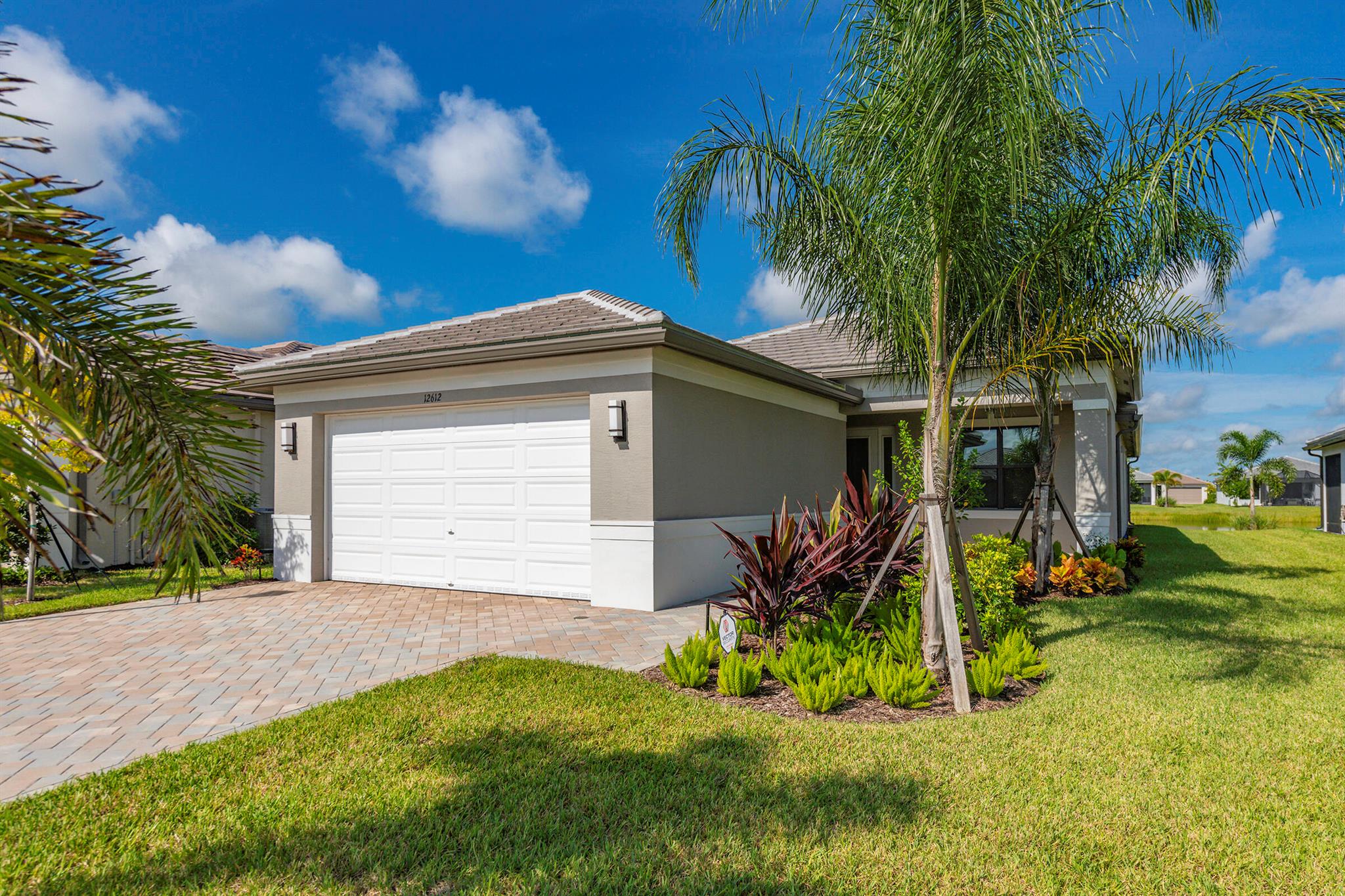 Pink Playa Pkwy, Port Saint Lucie, FL 34987