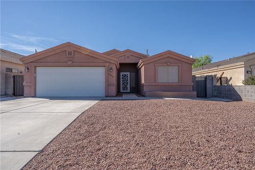 2326 Lillie Ave, Kingman, AZ, 86401-6409 | Card Image