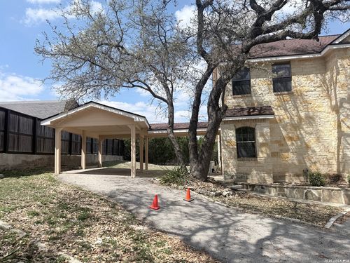 146 Creekview Dr, Canyon Lake, TX, 78133-4350 | Card Image