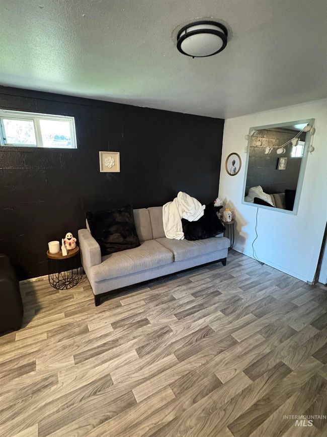 805 W Avenue H, House other with 3 bedrooms, 2 bathrooms and 2 parking in Jerome ID | Image 23