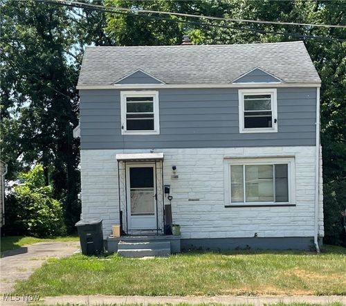 472 Keck St, Akron, OH, 44305-2625 | Card Image