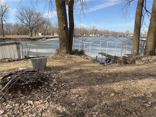 43 Lakeview Road, Gays, IL, 61928 | Card Image