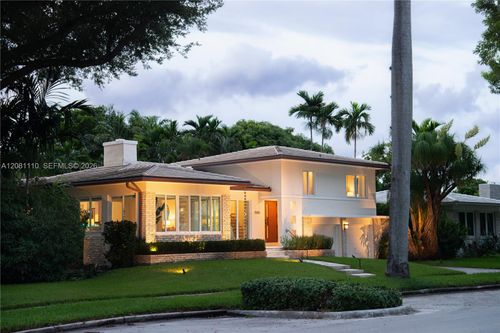 1065 Ne 96th St, Miami Shores, FL, 33138-2551 | Card Image