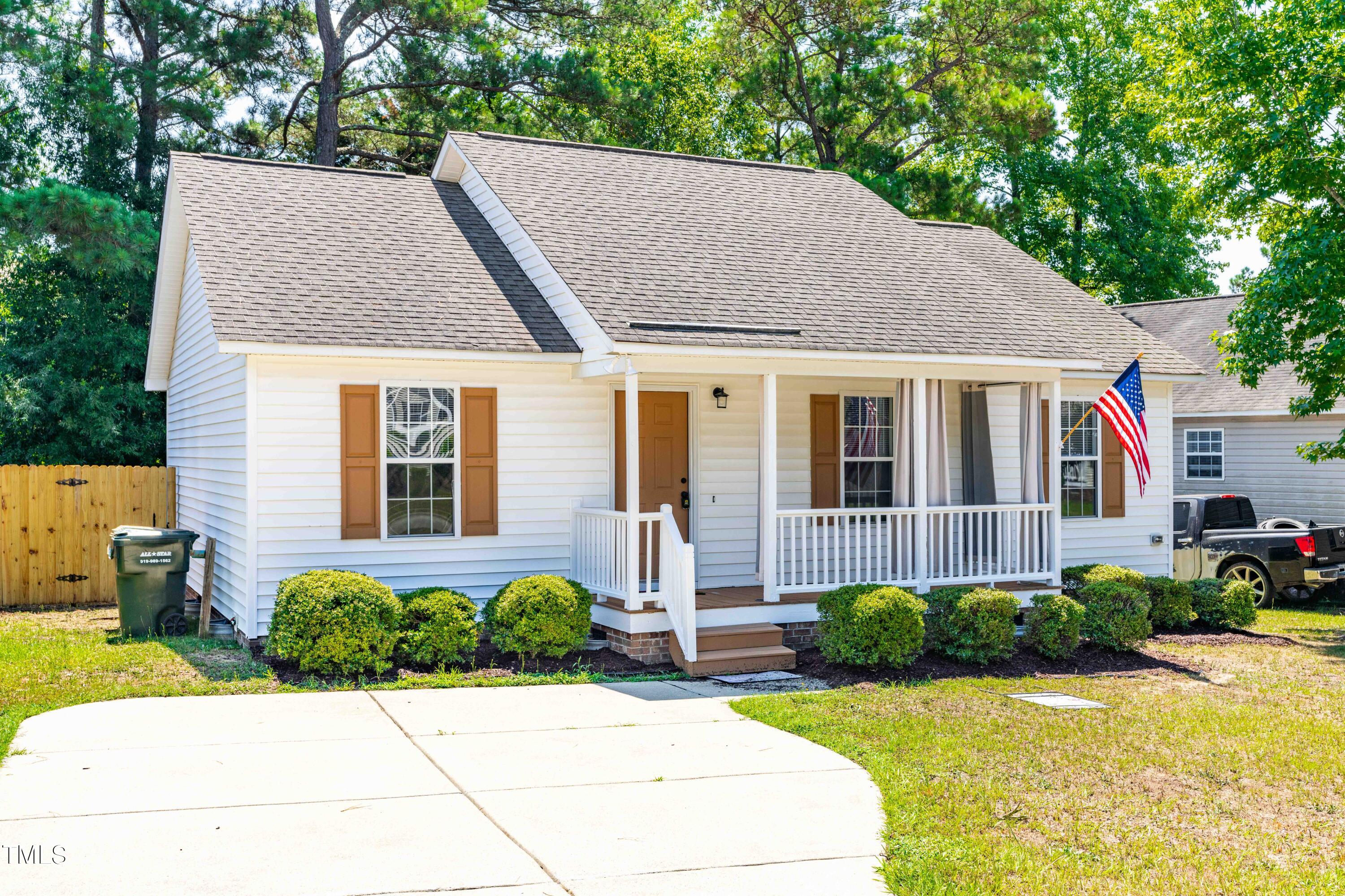 Avondale Dr, Clayton, NC 27520