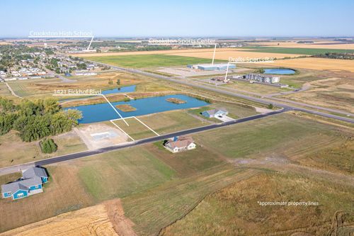 1421 Eickhof Blvd, Crookston, MN, 56716-2602 | Card Image