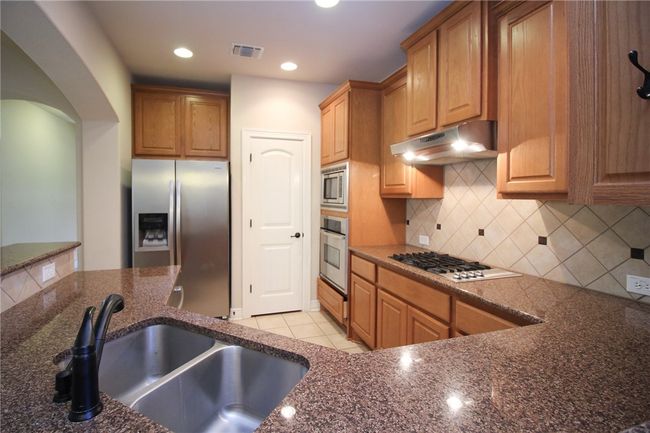 4225 Threadgill St, House other with 3 bedrooms, 3 bathrooms and 2 parking in Austin TX | Image 15