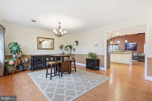 9 Harmony Rd, LEVITTOWN, PA, 19056-1412 | Card Image