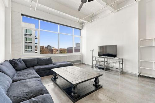 420-700 Washington Ave N, Minneapolis, MN, 55401-1569 | Card Image