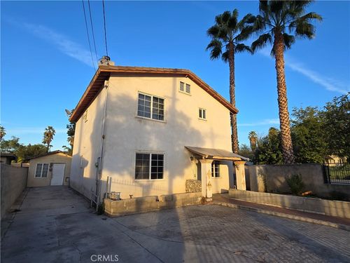 2821 6th St, Riverside, CA, 92507-4172 | Card Image