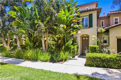 80 Vermillion, Irvine, CA, 92603-0609 | Card Image