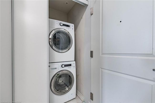 221 - 640 Sauve St, House attached with 2 bedrooms, 2 bathrooms and 1 parking in Milton ON | Image 28