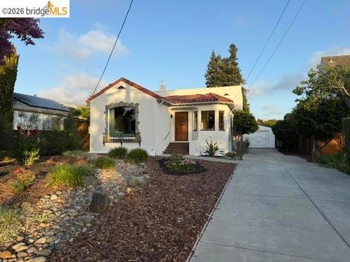 525 Dowling Blvd, San Leandro, CA, 94577-1905 | Card Image