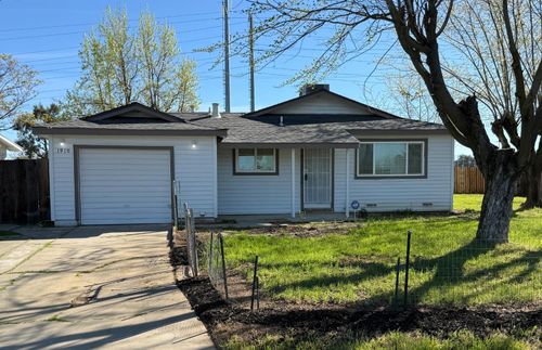 1910 Fernwood Drive, Marysville, CA, 95901 | Card Image