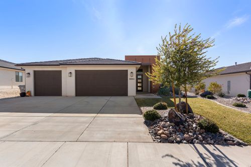 3084 E Fuchsia Dr, St. George, UT, 84790-1976 | Card Image