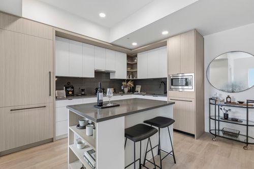107-2268 Broadway E, Vancouver, BC, V5N0L2 | Card Image