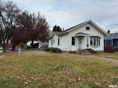 3122 W Locust St, Davenport, IA, 52804-3348 | Card Image