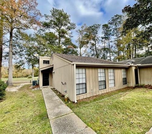 56-56 N Court Villa Dr, Mandeville, LA, 70471-1711 | Card Image