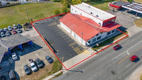 3895 Sullivant Ave, Columbus, OH, 43228-4326 | Card Image