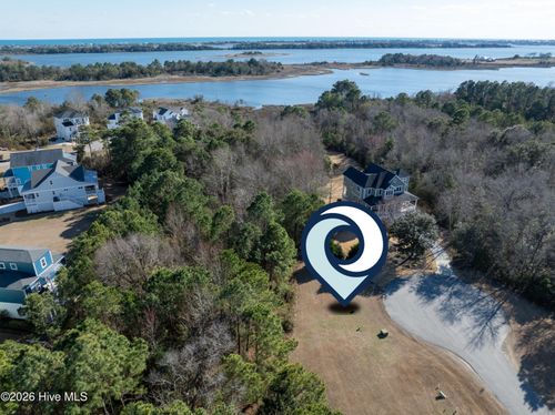 415 Wisteria Ln, Holly Ridge, NC, 28445-8843 | Card Image