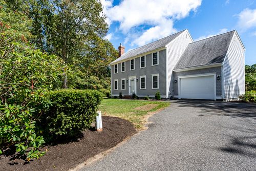 13 Greenway Cir, Sandwich, MA, 02563-2723 | Card Image