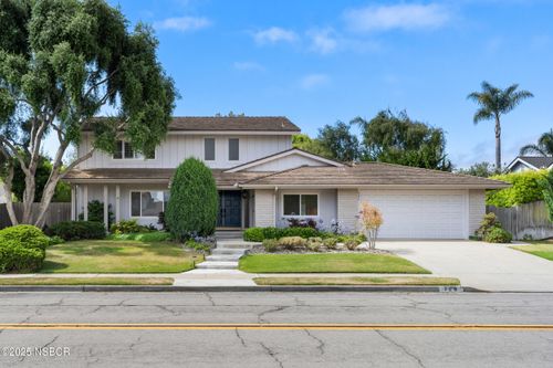 726 Foxenwood Dr, Santa Maria, CA, 93455-4221 | Card Image