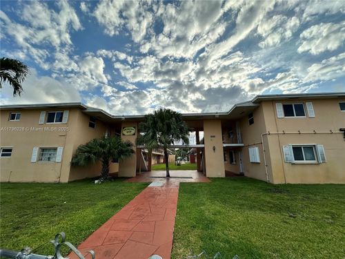 apt-204-3800 Sw 102nd Ave, Miami, FL, 33165-4501 | Card Image