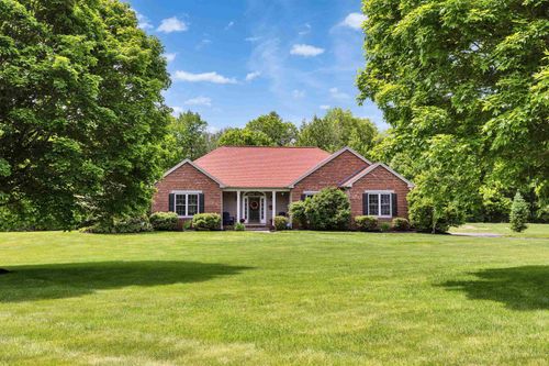 72 South Rd, Deerfield, NH, 03037-1727 | Card Image