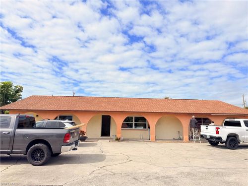 2241 Sunshine Blvd, NAPLES, FL, 34116-6384 | Card Image