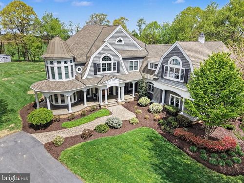 710 Longview Dr, MIDDLETOWN, PA, 17057-2968 | Card Image