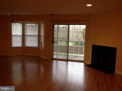 6-205 Salem Ct, Princeton, NJ, 08540-7043 | Card Image