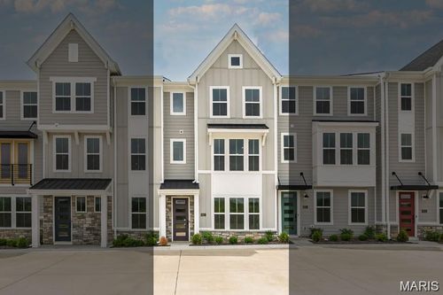 8927 E Gateway Hts, Saint Louis, MO, 63144-3315 | Card Image